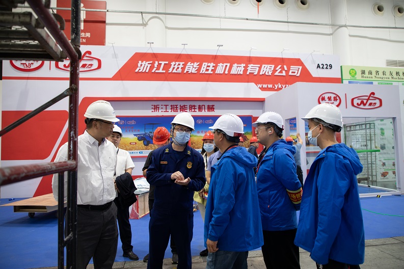 ���Ź����217��(�й���)����